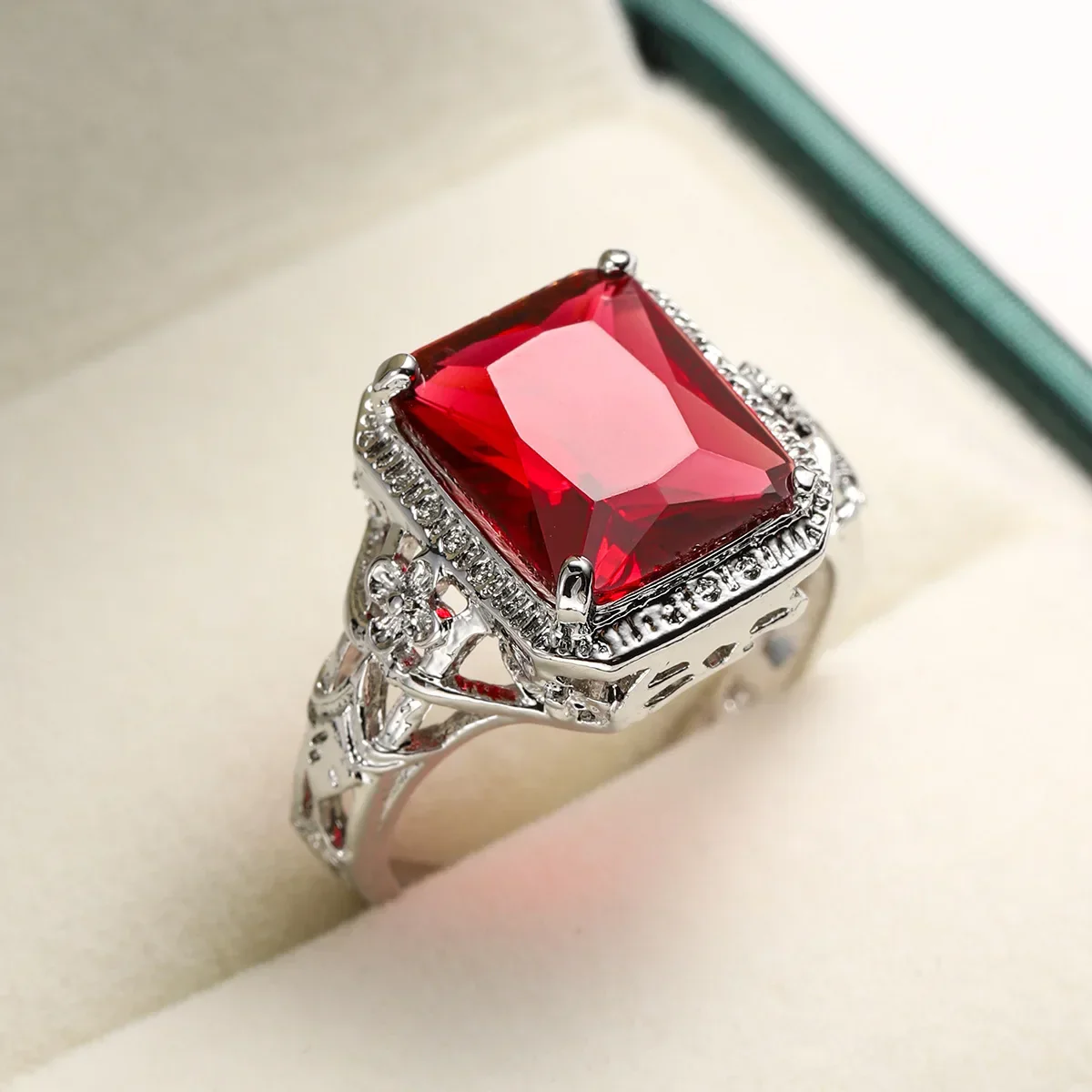 Hollow Engraved Flower Wedding Ring for Women - Image 4